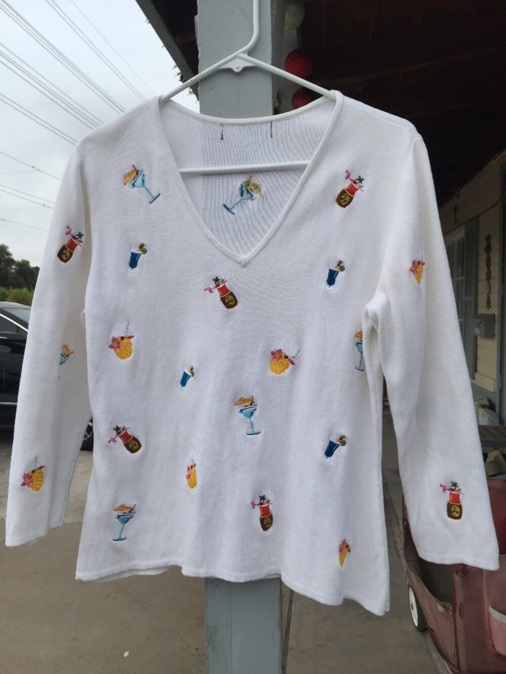 VTG Alexandra Bartlett Tropical Cocktail Embroidered V-Neck Cotton Sweater, M